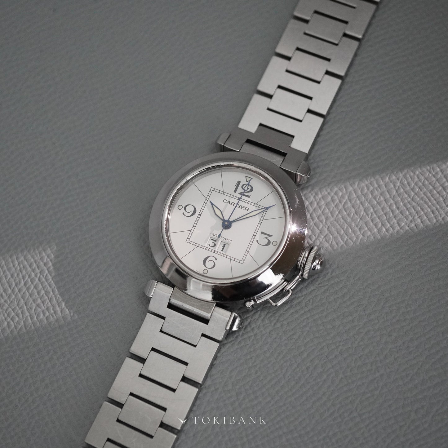 CARTIER LM PASHA C BIG DATE 2475