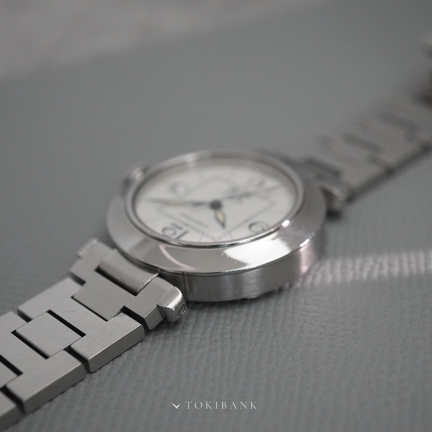 CARTIER LM PASHA C BIG DATE 2475