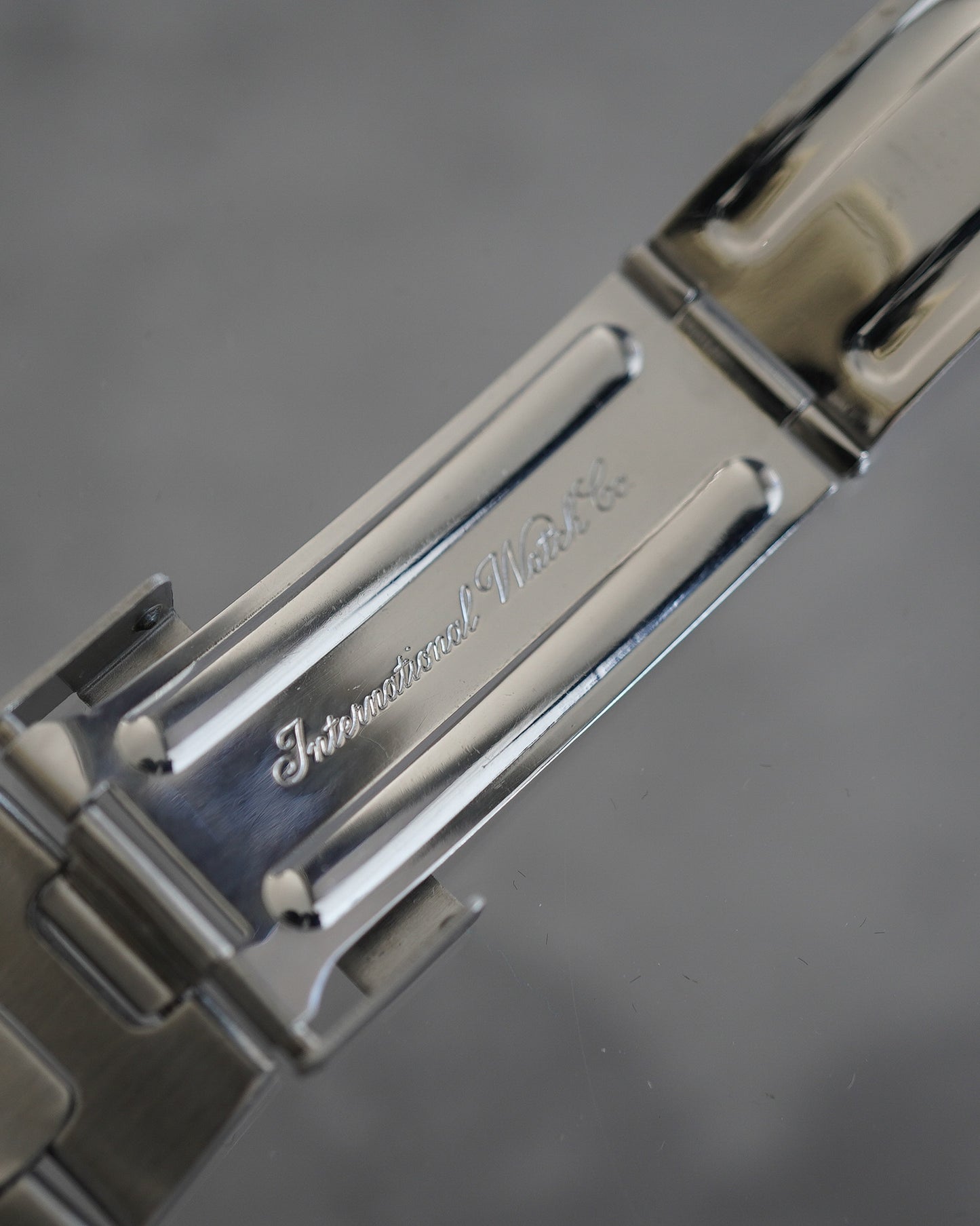 IWC Ingenieur SL 1832 Jumbo clasp view 2