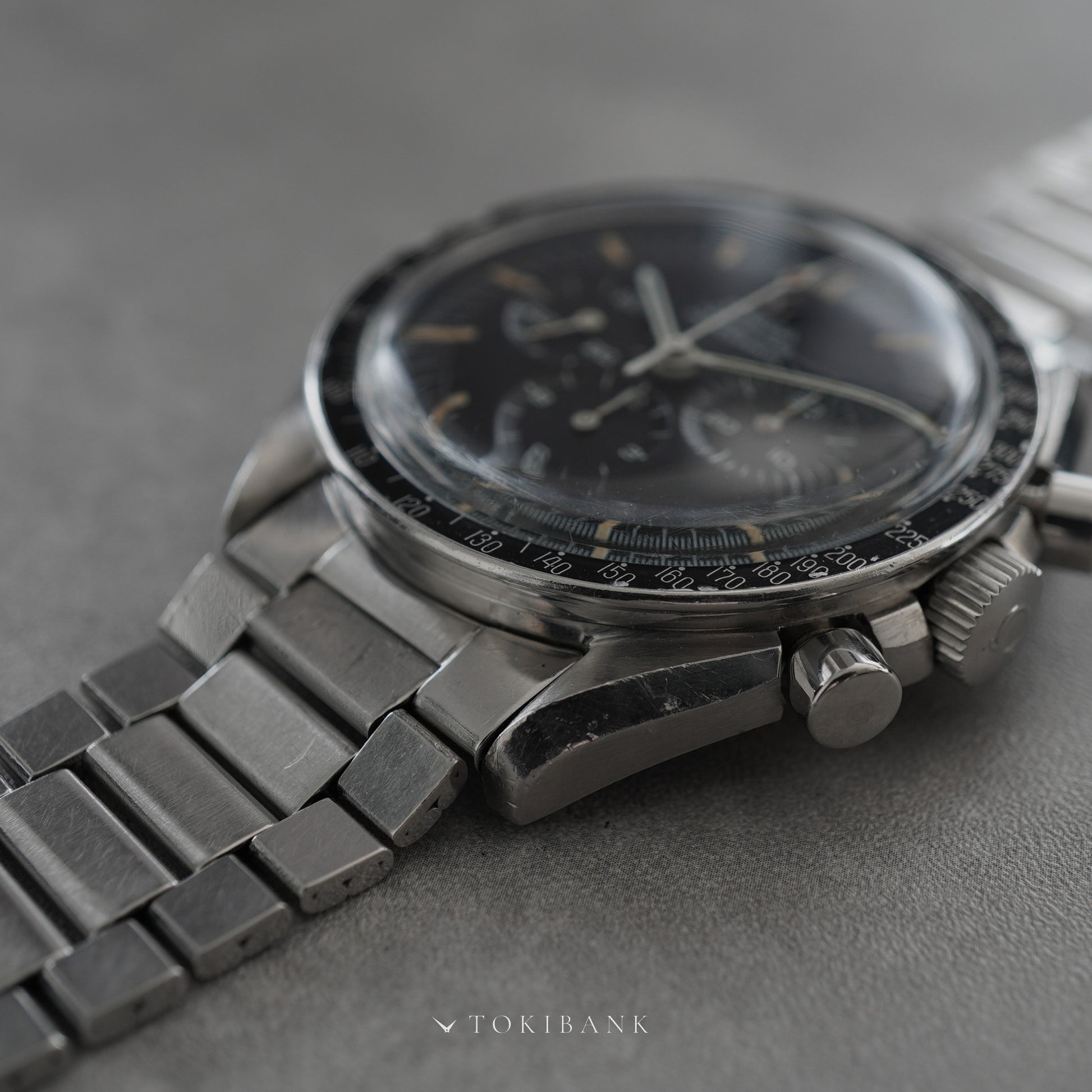 OMEGA SPEEDMASTER REF. 145.012 1968年製-8
