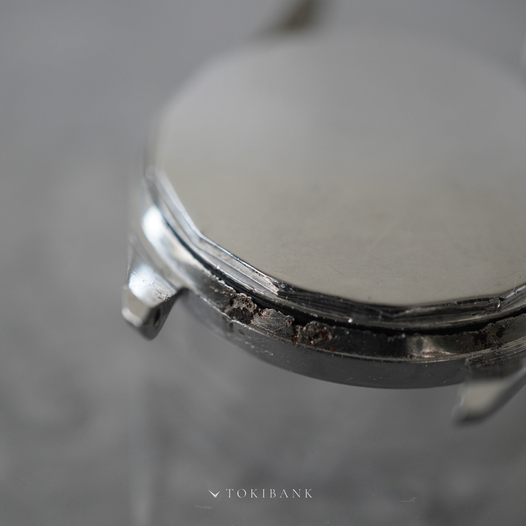 UNIVERSAL GENEVE POLEROUTER DATE REF. 204610-2 TROPICAL – TOKIBANK