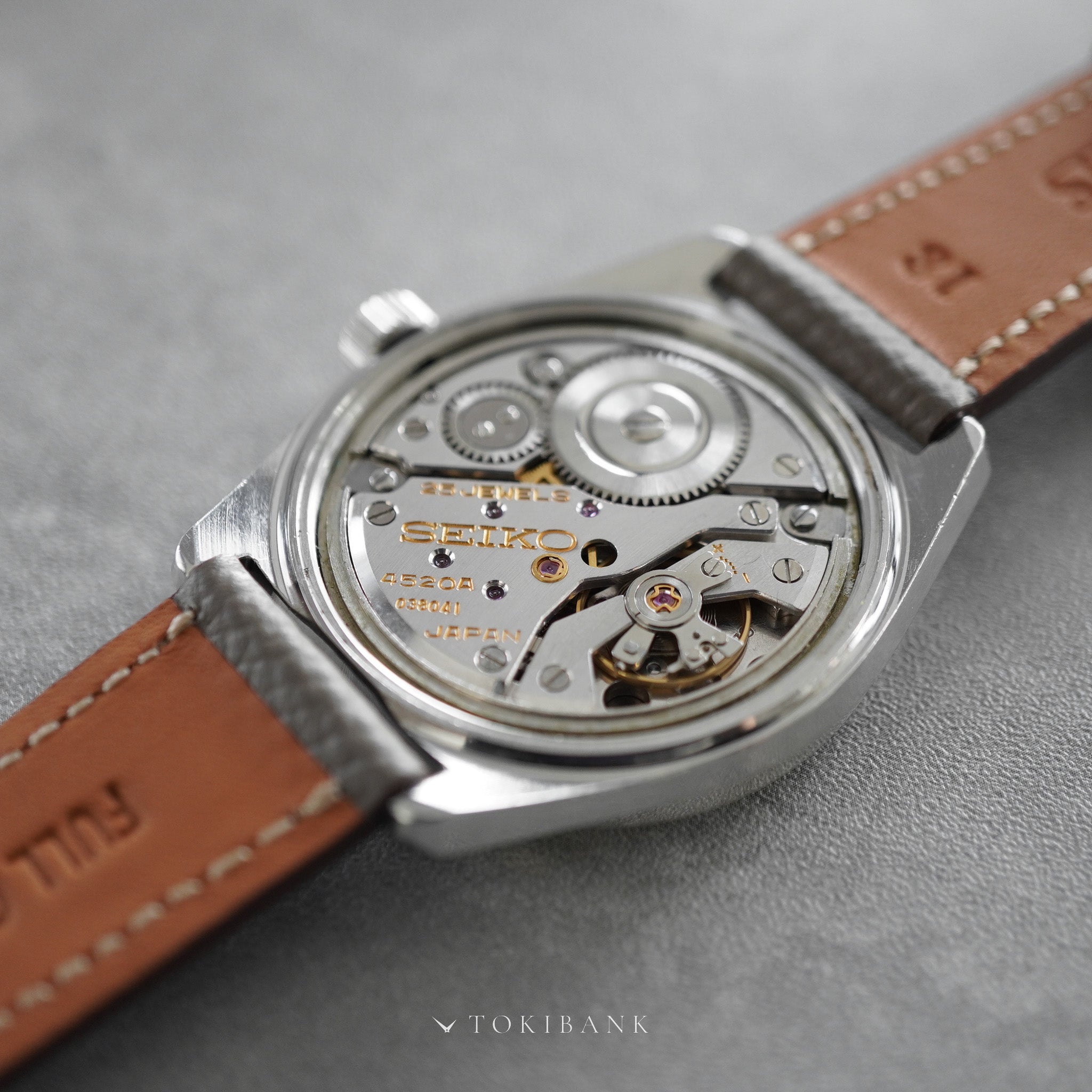 GRANDSEIKO REF. 4520-8000 45GS 1968年製 – TOKIBANK