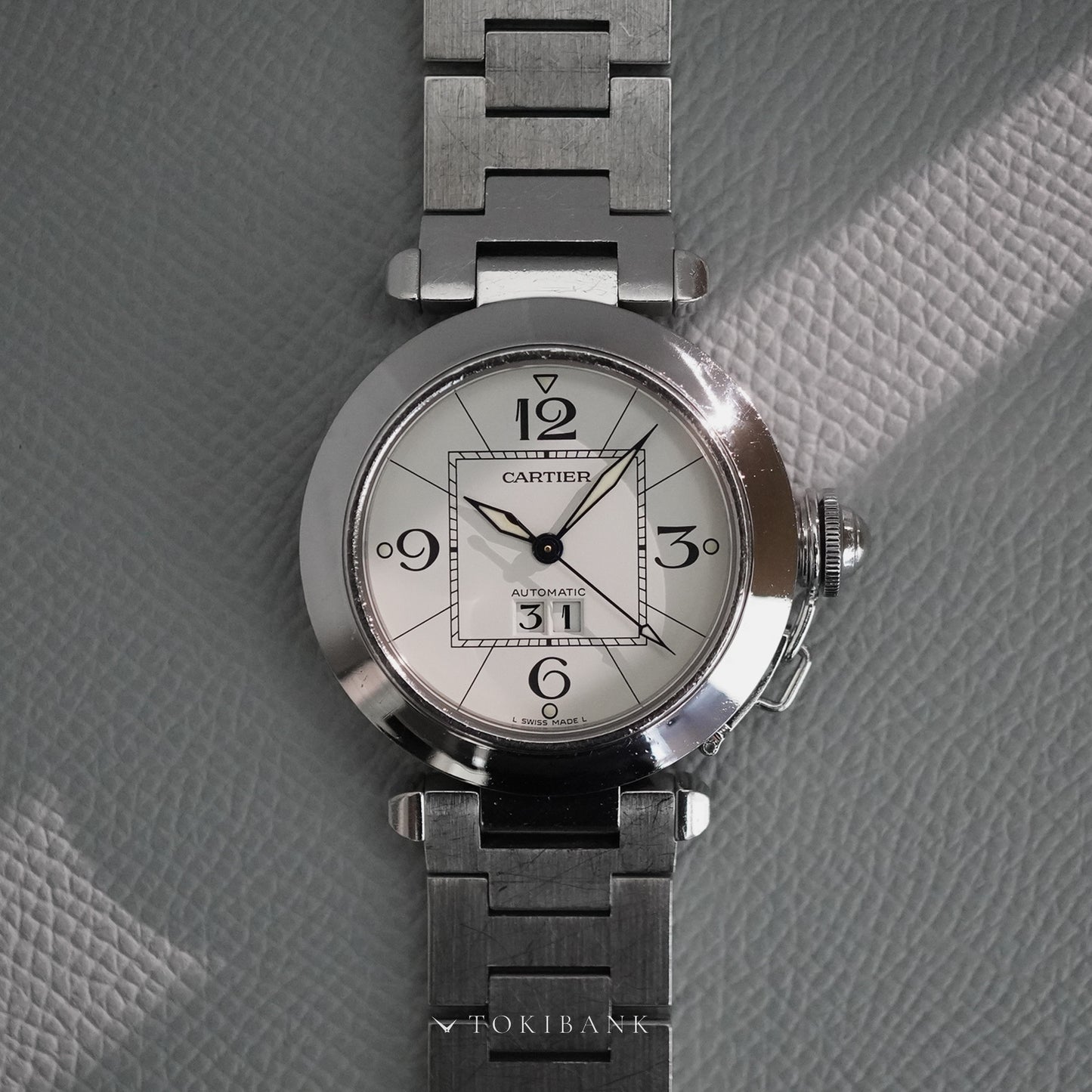 CARTIER LM PASHA C BIG DATE 2475