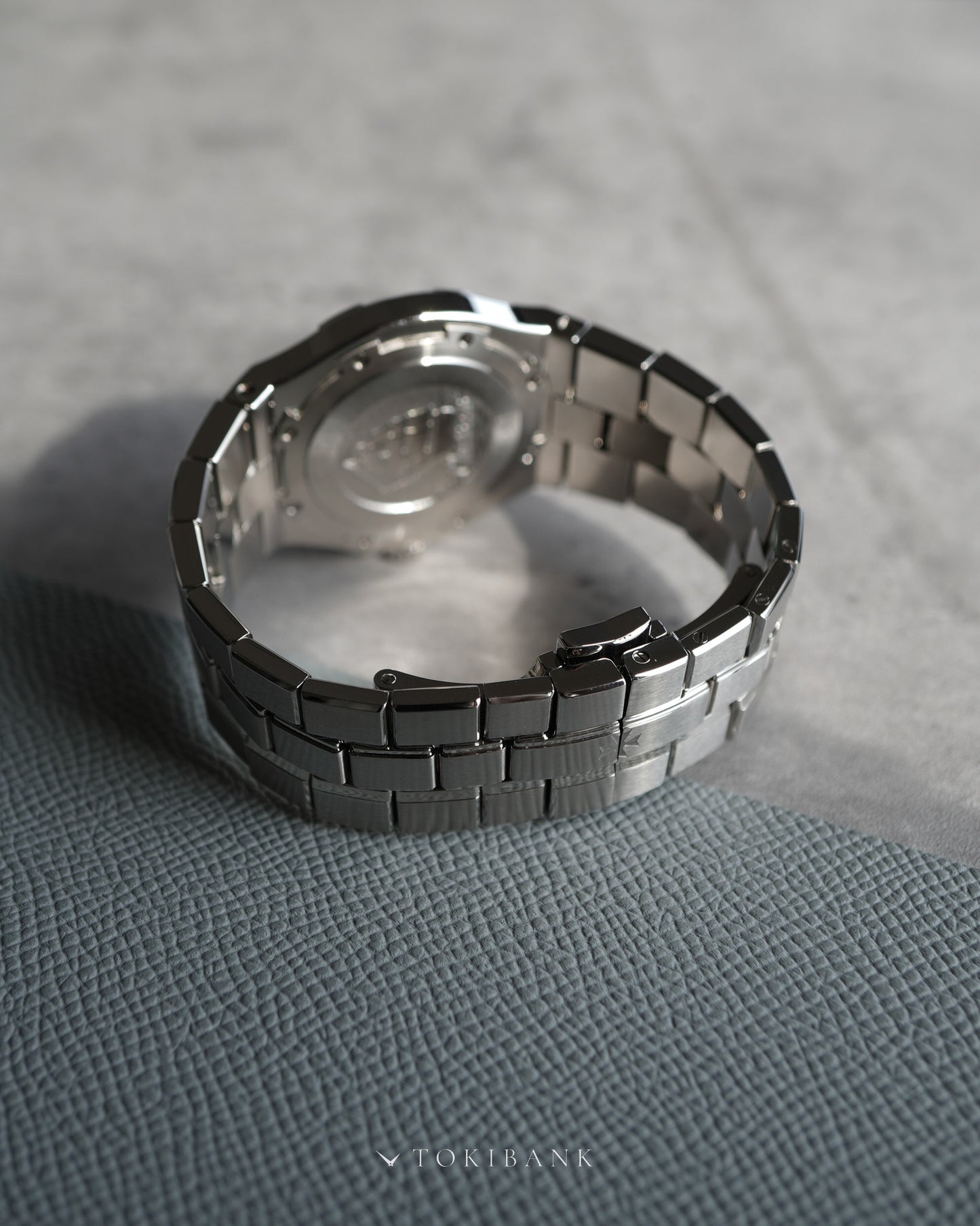 VACHERON CONSTANTIN OVERSEAS REF. 42042 Tropical