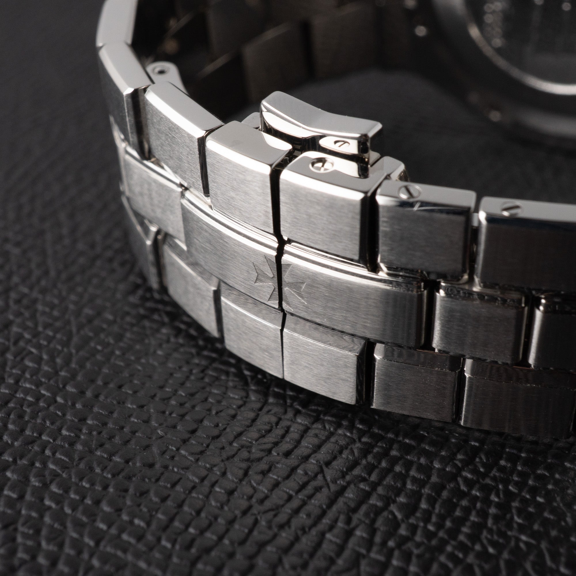 VACHERON CONSTANTIN OVERSEAS REF. 42042 Tropical – TOKIBANK