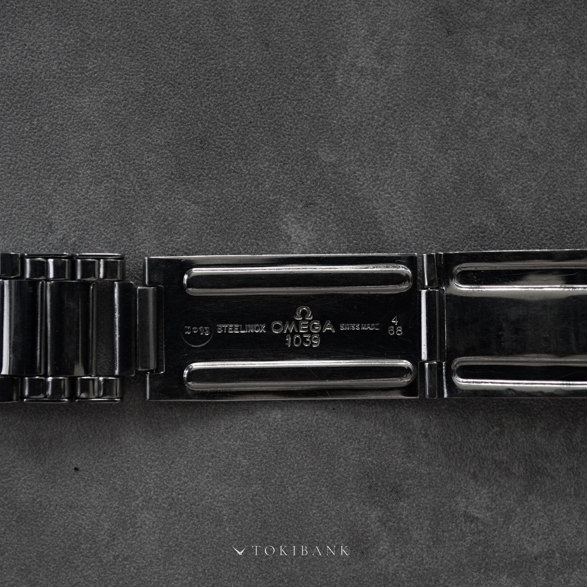 OMEGA SPEEDMASTER REF. 145.012 1968年製-12