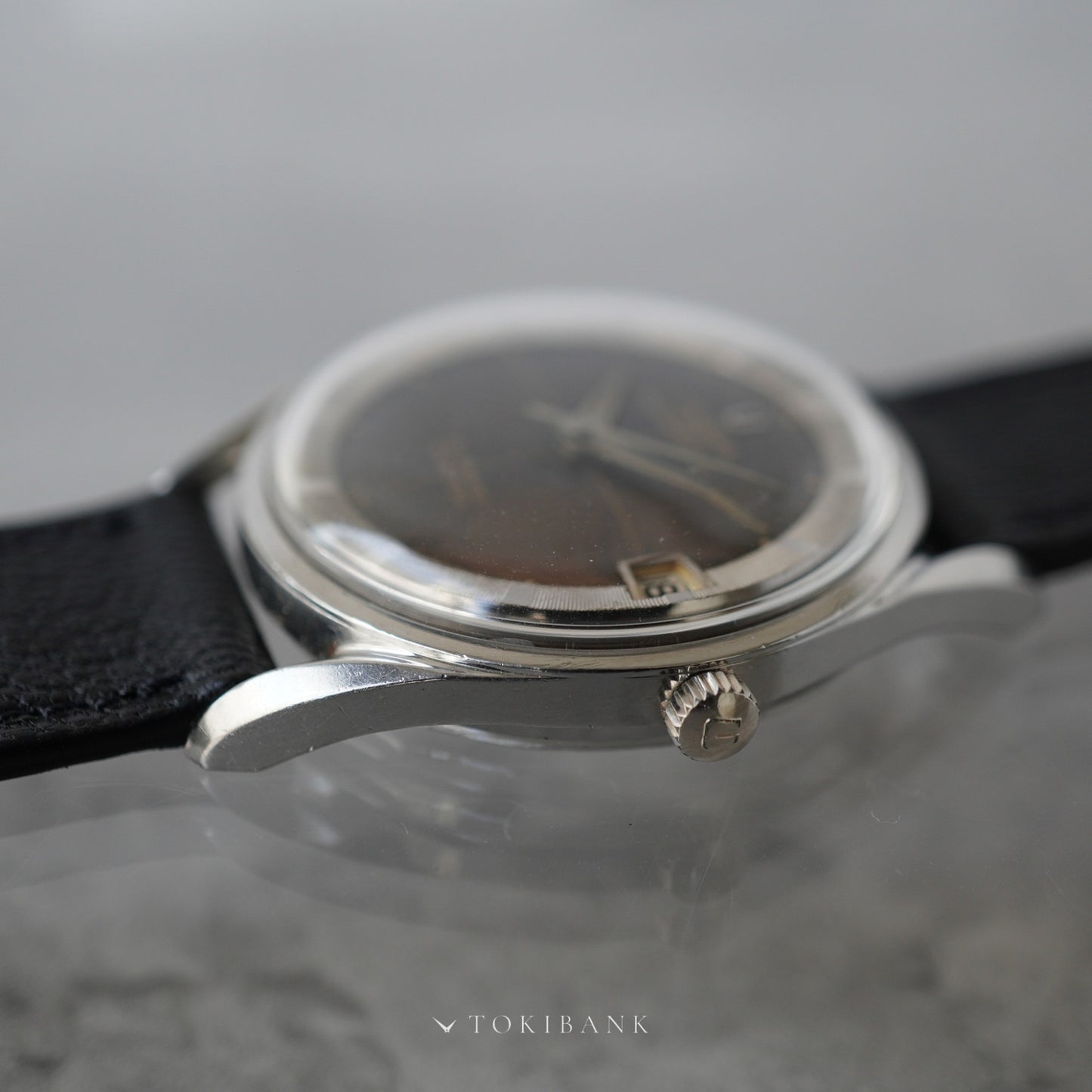 UNIVERSAL GENEVE POLEROUTER DATE REF. 204610-2 TROPICAL
